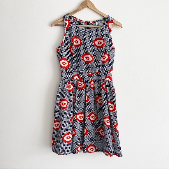 Pinky Retro Floral Cut Out Dress, Size Small, Navy, White, Red - Picture 6 of 11